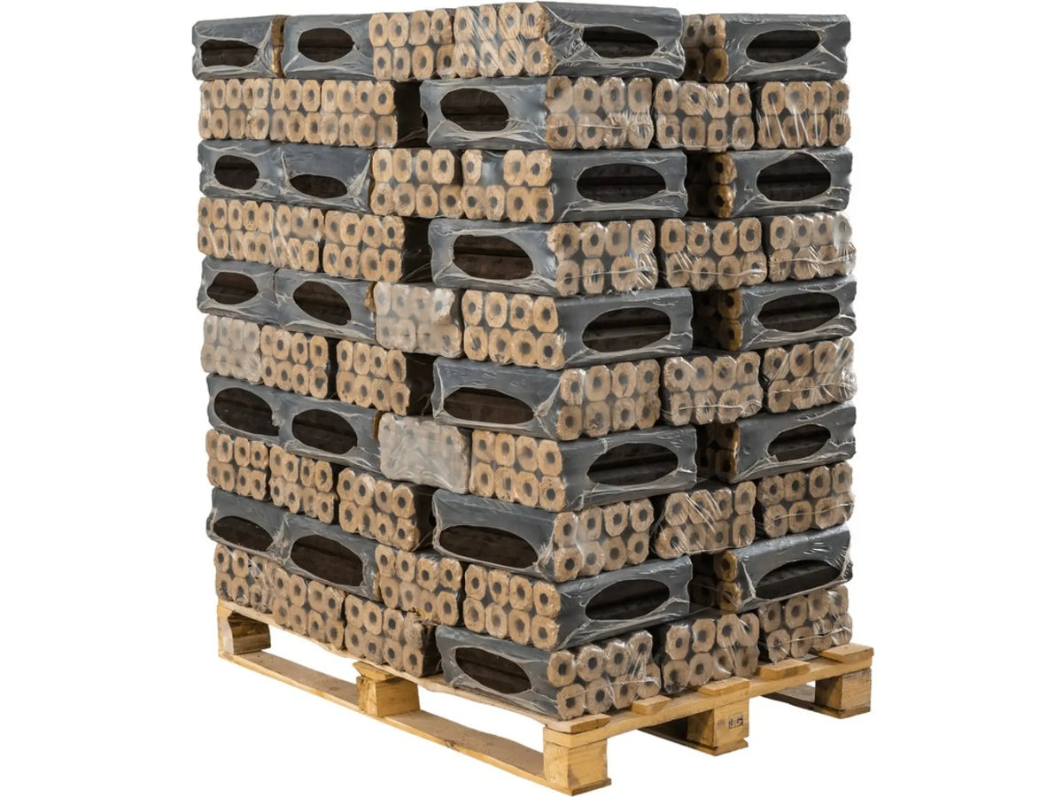 Brikety BIOMAC Pini Kay dub a buk – paleta 960 kg (96 × 10 kg)
